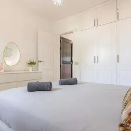 Apartment Oasis Del Paraiso *